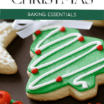 Short on time this holiday season? These awesome essentials are perfect for busy moms. Pin this for the best essentials you need for Christmas baking.